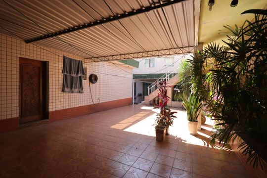 Quintal de kitnet/studio para alugar com 1 quarto, 18m² em Vila Curuçá, Santo André