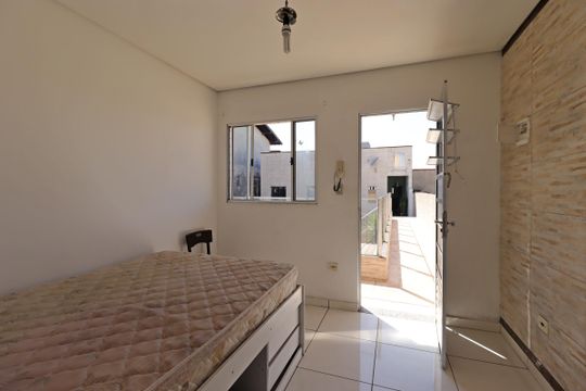 Quarto de kitnet/studio para alugar com 1 quarto, 18m² em Vila Curuçá, Santo André