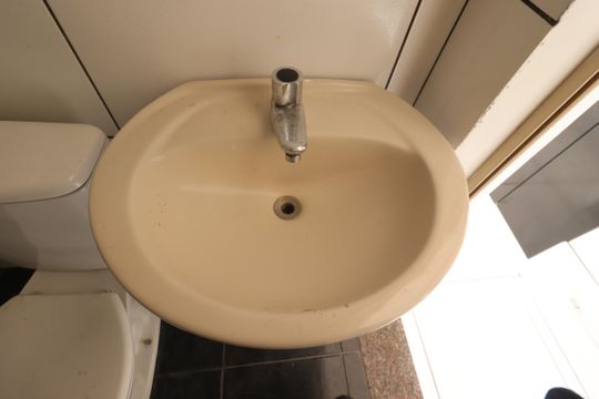 Banheiro - Pia de kitnet/studio para alugar com 1 quarto, 18m² em Vila Curuçá, Santo André
