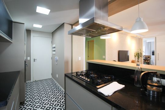 Cozinha de apartamento à venda com 2 quartos, 130m² em Itaim Bibi, São Paulo