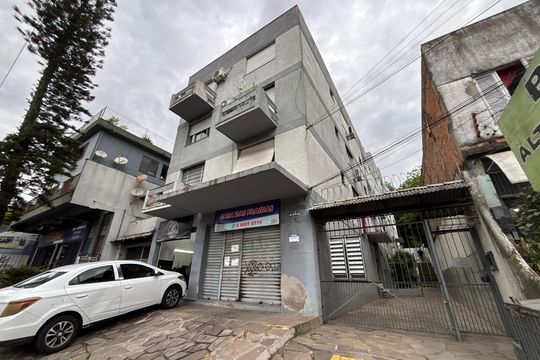 Fachada de apartamento para alugar com 2 quartos, 75m² em Cavalhada, Porto Alegre