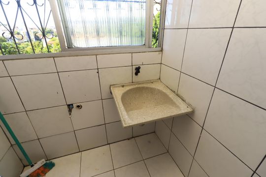 Área de Serviço de casa para alugar com 2 quartos, 50m² em Pernambués, Salvador