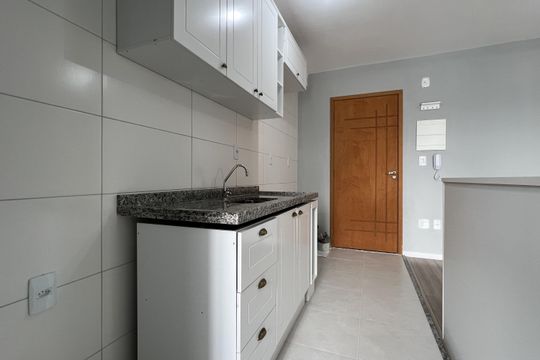 Cozinha e Área de Serviço de apartamento para alugar com 2 quartos, 55m² em Vila Galvão, Guarulhos