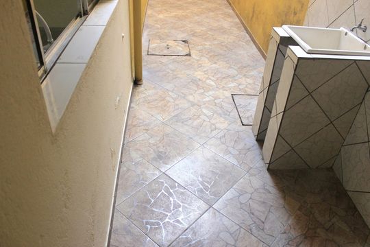 Quintal e lavanderia de casa para alugar com 1 quarto, 38m² em Vila Barros, Guarulhos