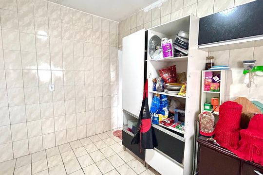 Cozinha de casa à venda com 2 quartos, 250m² em Jardim Presidente Dutra, Guarulhos