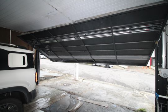 Garagem de casa à venda com 3 quartos, 500m² em Casa Verde, São Paulo