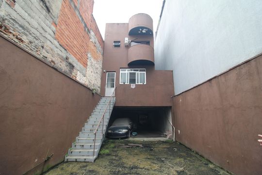 Garagem de casa à venda com 3 quartos, 500m² em Casa Verde, São Paulo
