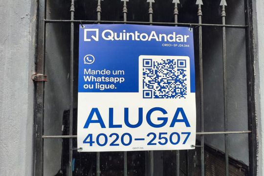 Fachada de kitnet/studio para alugar com 1 quarto, 25m² em Vila Marieta, São Paulo