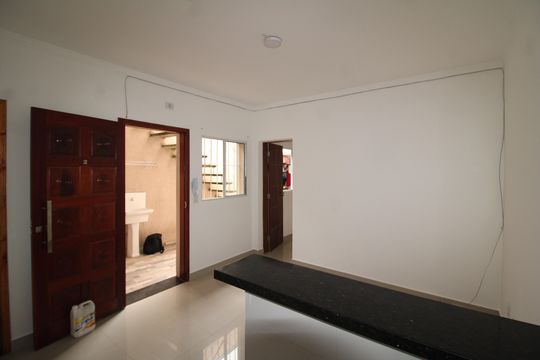 Sala/Cozinha de apartamento para alugar com 1 quarto, 40m² em Parque Peruche, São Paulo