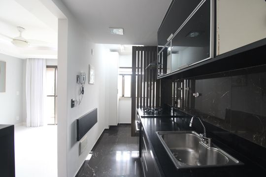 Cozinha de apartamento para alugar com 2 quartos, 69m² em Taquara, Rio de Janeiro