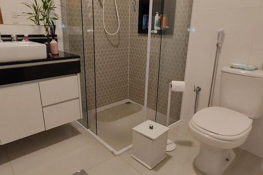 Banheiro 2 de casa à venda com 3 quartos, 143m² em Parque Maria Domitila, São Paulo