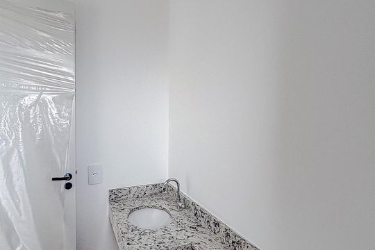 Banheiro de apartamento para alugar com 2 quartos, 45m² em Chácara Califórnia, São Paulo