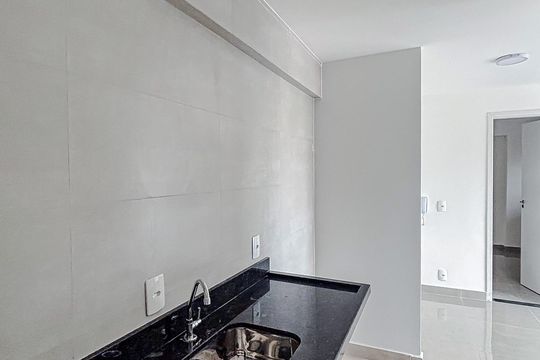 Cozinha de apartamento para alugar com 2 quartos, 45m² em Chácara Califórnia, São Paulo