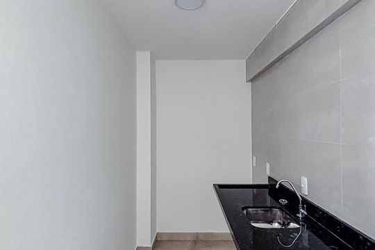 Cozinha de apartamento para alugar com 2 quartos, 45m² em Chácara Califórnia, São Paulo