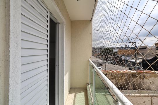 Sacada da suíte de apartamento para alugar com 2 quartos, 57m² em Parque Novo Oratório, Santo André