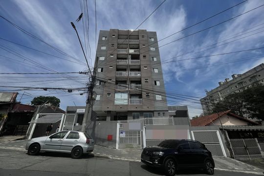 Fachada+Placa  de apartamento para alugar com 2 quartos, 45m² em Itaquera, São Paulo