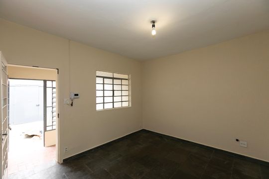 Sala de casa para alugar com 3 quartos, 80m² em Jardim Leonor, Campinas