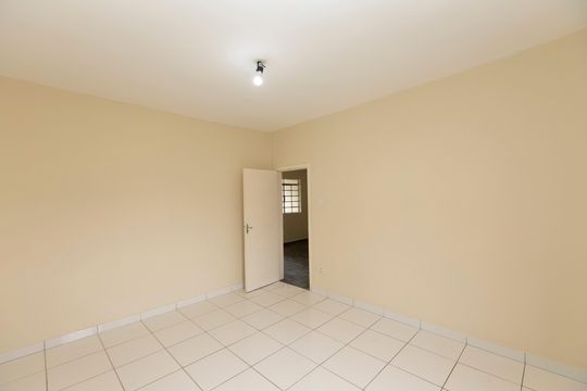 Quarto 2 de casa para alugar com 3 quartos, 80m² em Jardim Leonor, Campinas