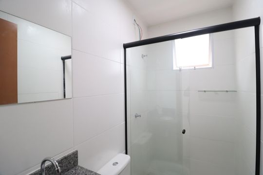 Banheiro Social de apartamento para alugar com 2 quartos, 55m² em Laranjeiras, Uberlândia