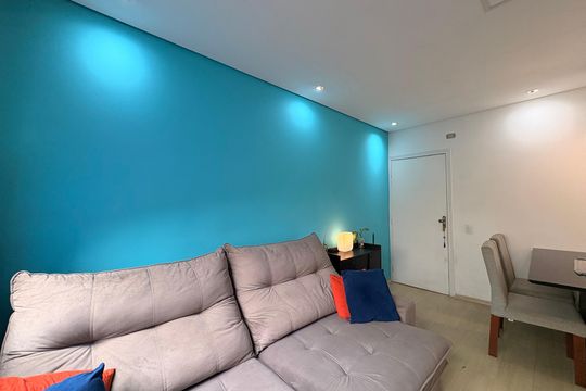 Sala de apartamento à venda com 2 quartos, 53m² em Vila Lutécia, Santo André