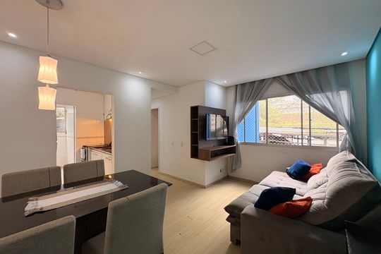 Apartamento à venda com 2 quartos, 53m² em Vila Lutécia, Santo André