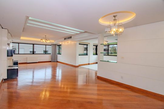 Apartamento para alugar com 3 quartos, 201m² em Moinhos de Vento, Porto Alegre