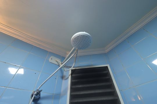 Banheiro - Chuveiro de apartamento para alugar com 2 quartos, 56m² em Vila Floresta, Santo André