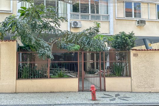 Apartamento à venda com 1 quarto, 48m² em Laranjeiras, Rio de Janeiro