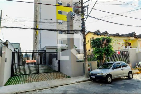 Fachada  de apartamento para alugar com 2 quartos, 34m² em Vila Rosalia, Guarulhos
