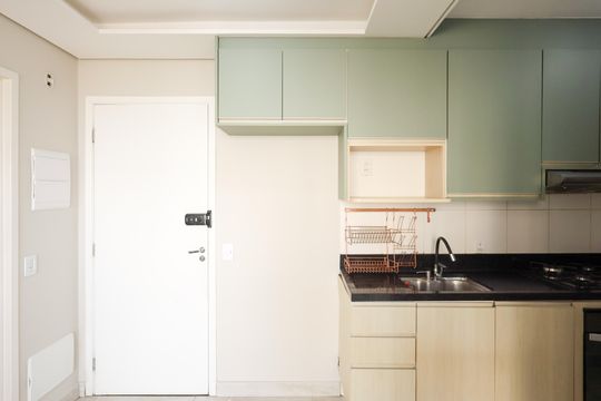 Cozinha de apartamento para alugar com 2 quartos, 36m² em Jardim Taquaral, São Paulo