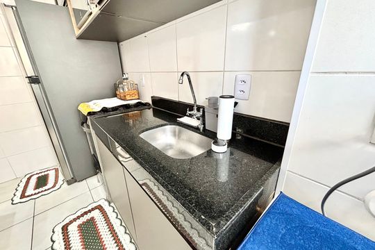 Cozinha de apartamento à venda com 2 quartos, 44m² em Colônia (zona Leste), São Paulo