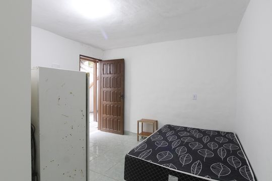 Quarto/Cozinha de kitnet/studio para alugar com 1 quarto, 15m² em Jardim Caiçara, Cabo Frio