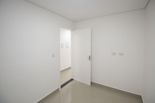Quarto 1 de apartamento para alugar com 2 quartos, 55m² em Parque Edu Chaves, São Paulo
