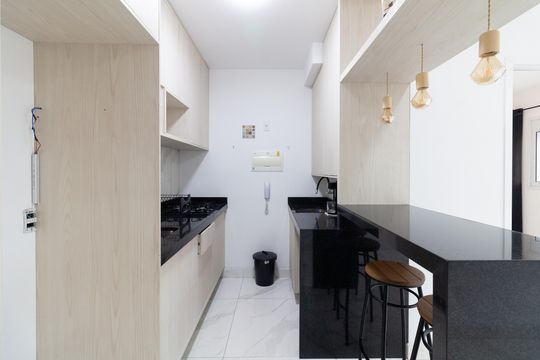 Sala - Cozinha de apartamento para alugar com 1 quarto, 31m² em Vila Sonia, São Paulo