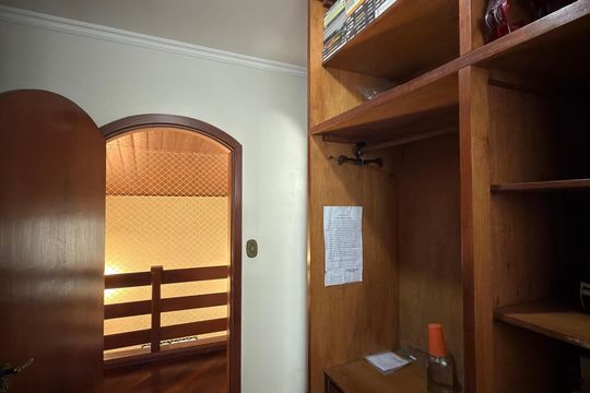Quarto 4 - Suíte de casa de condomínio à venda com 4 quartos, 380m² em Bairro dos Casa, São Bernardo do Campo