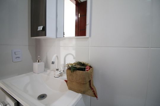 Banheiro de casa à venda com 2 quartos, 132m² em Tanque, Rio de Janeiro