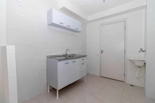 Cozinha de apartamento para alugar com 2 quartos, 34m² em Várzea da Barra Funda, São Paulo
