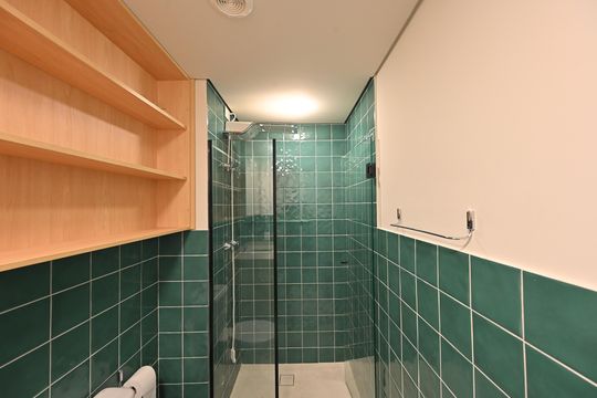 Banheiro Social de kitnet/studio para alugar com 1 quarto, 38m² em Vila Monte Alegre, São Paulo