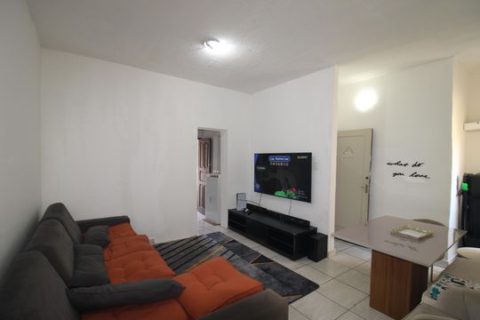 Sala de casa à venda com 5 quartos, 160m² em Vila Ester (zona Norte), São Paulo