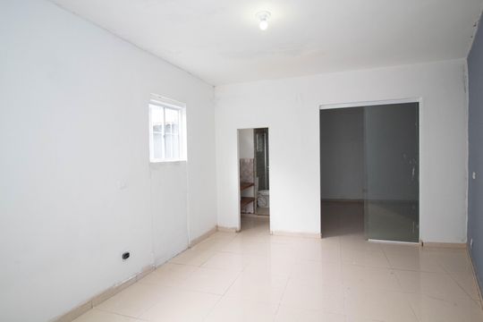 Kitnet/Studio para alugar com 1 quarto, 30m² em Jardim Rosa de Franca, Guarulhos