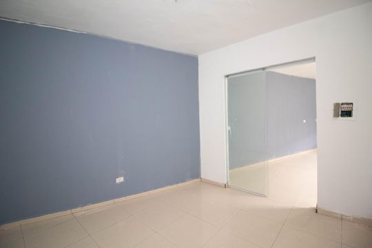 Quarto de kitnet/studio para alugar com 1 quarto, 30m² em Jardim Rosa de Franca, Guarulhos
