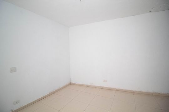 Quarto de kitnet/studio para alugar com 1 quarto, 30m² em Jardim Rosa de Franca, Guarulhos