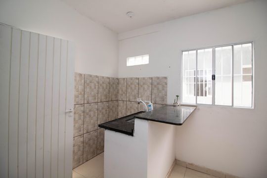 Cozinha de kitnet/studio para alugar com 1 quarto, 30m² em Jardim Rosa de Franca, Guarulhos