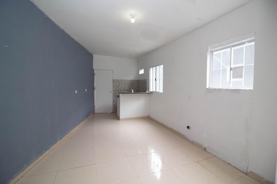 Cozinha de kitnet/studio para alugar com 1 quarto, 30m² em Jardim Rosa de Franca, Guarulhos