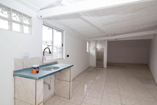 Kitnet/Studio para alugar com 1 quarto, 30m² em Jardim Rosa de Franca, Guarulhos