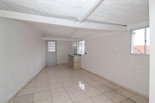 Cozinha/Quarto de kitnet/studio para alugar com 1 quarto, 30m² em Jardim Rosa de Franca, Guarulhos