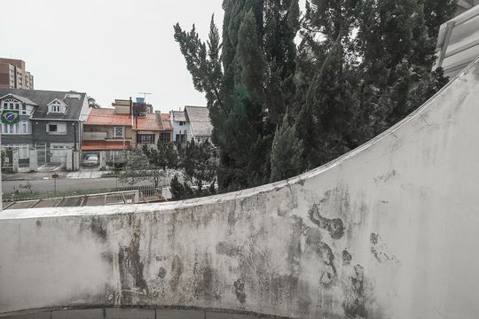 Varanda da Suíte de casa à venda com 3 quartos, 180m² em Jardim Itu, Porto Alegre