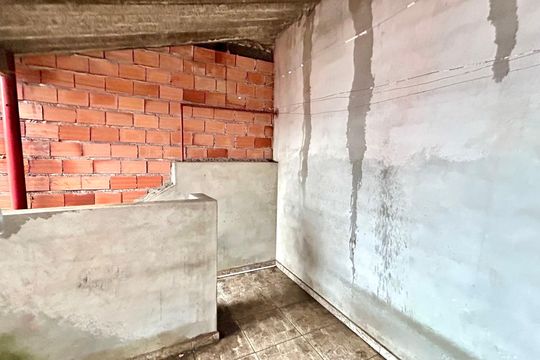 Quintal de casa à venda com 2 quartos, 85m² em Jardim Adriana, Guarulhos