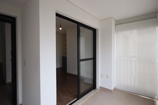 Sala de apartamento para alugar com 1 quarto, 40m² em Continental, Osasco