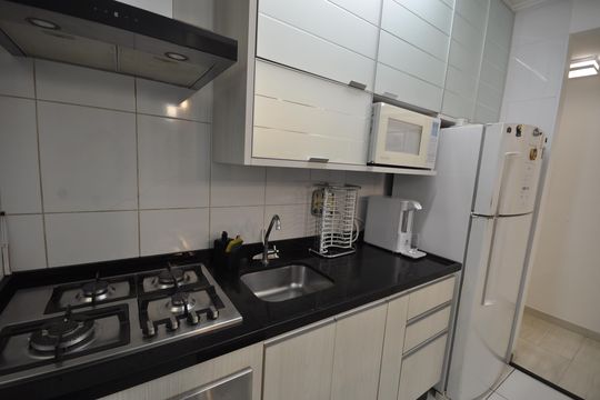 Cozinha de apartamento à venda com 2 quartos, 70m² em Jardim Leonor Mendes de Barros, São Paulo